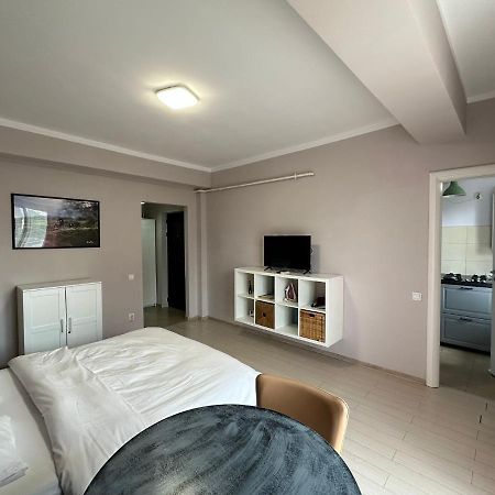 Central Studio Vitan Mall Bucureşti Ngoại thất bức ảnh