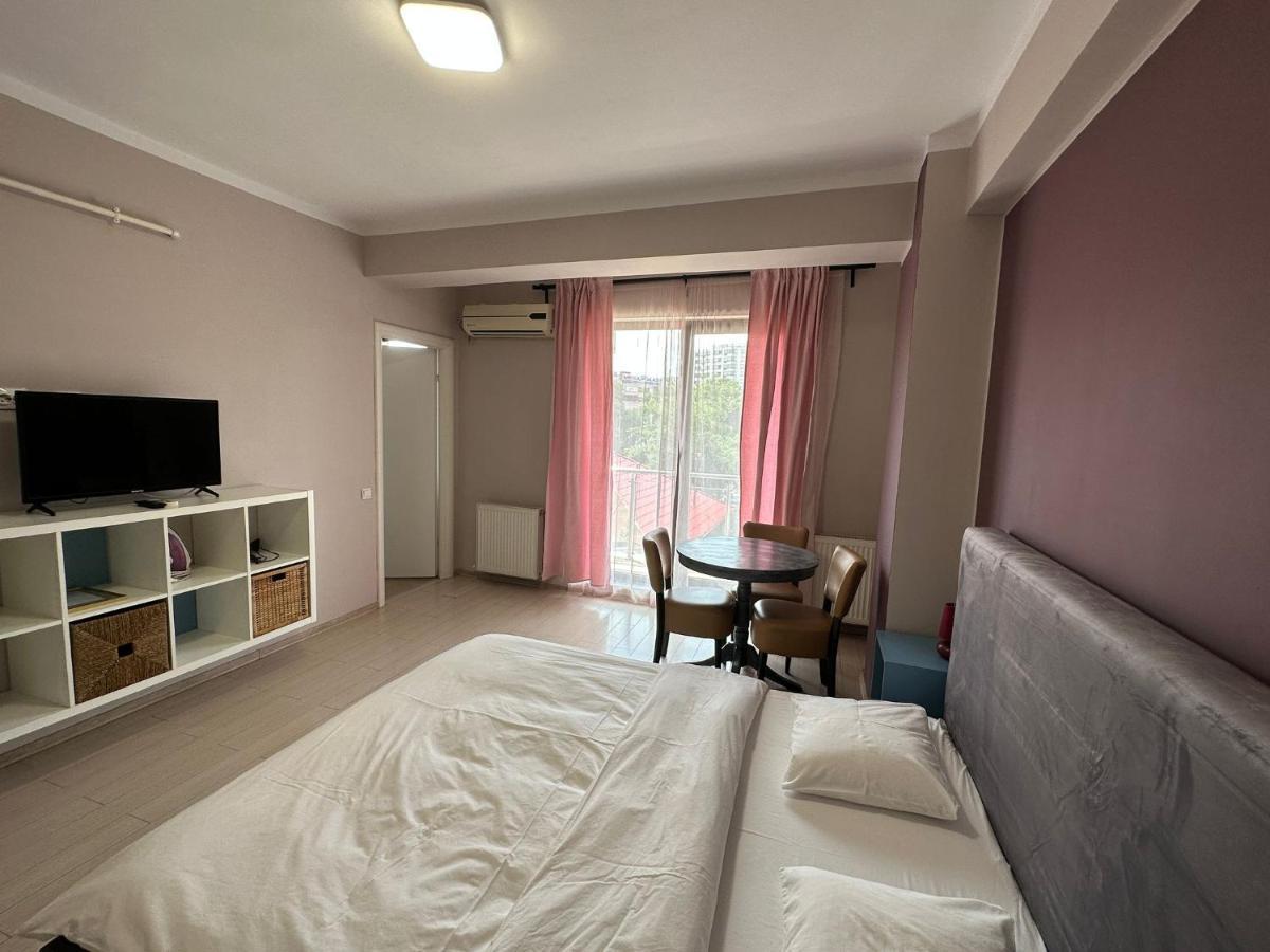 Central Studio Vitan Mall Bucureşti Ngoại thất bức ảnh