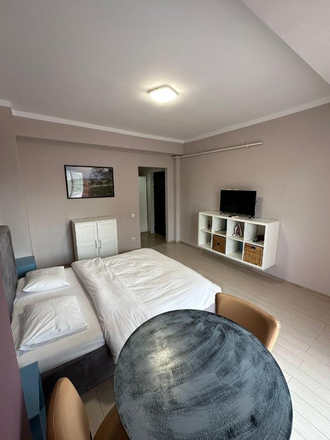 Central Studio Vitan Mall Bucureşti Ngoại thất bức ảnh