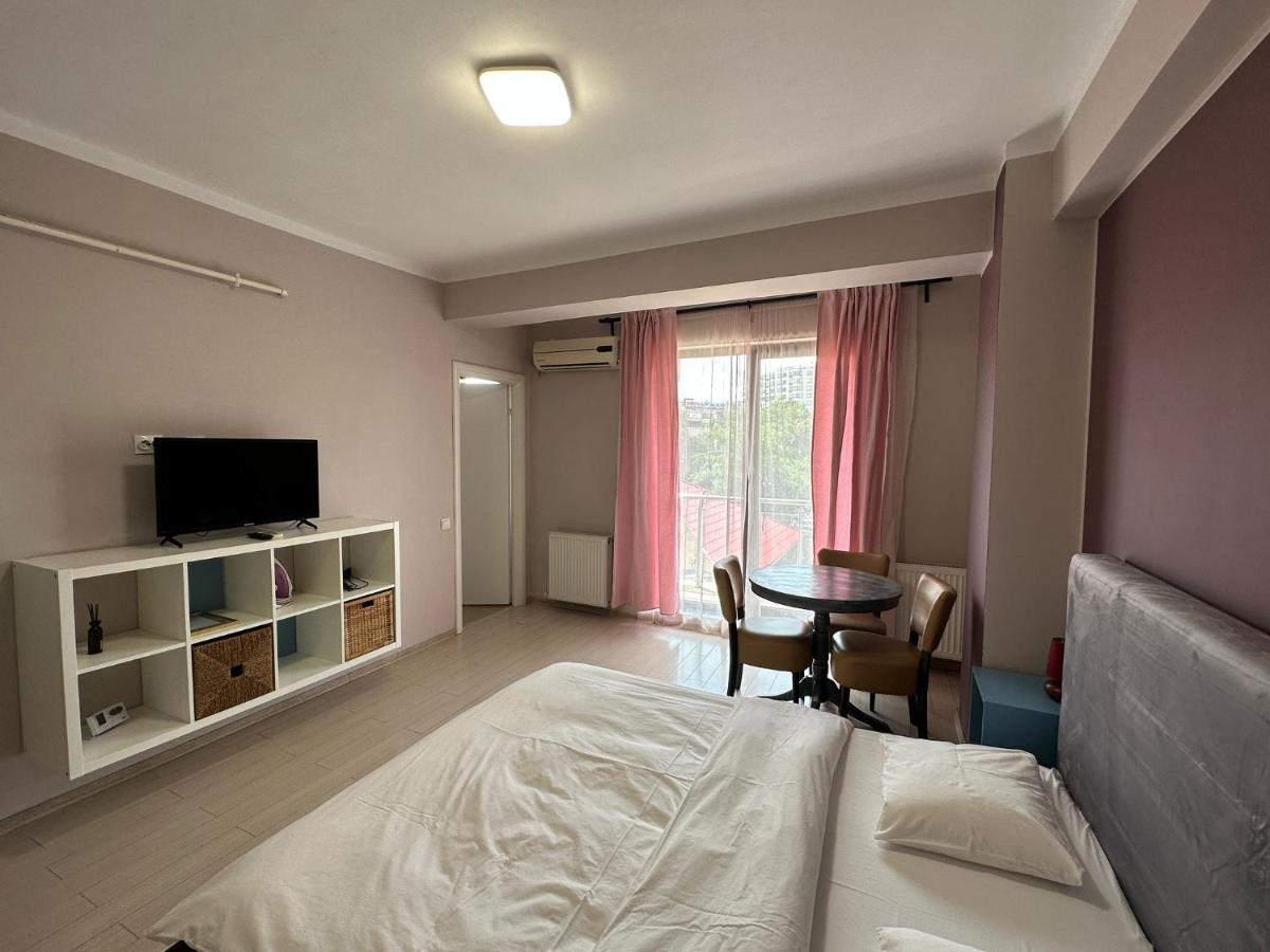 Central Studio Vitan Mall Bucureşti Ngoại thất bức ảnh